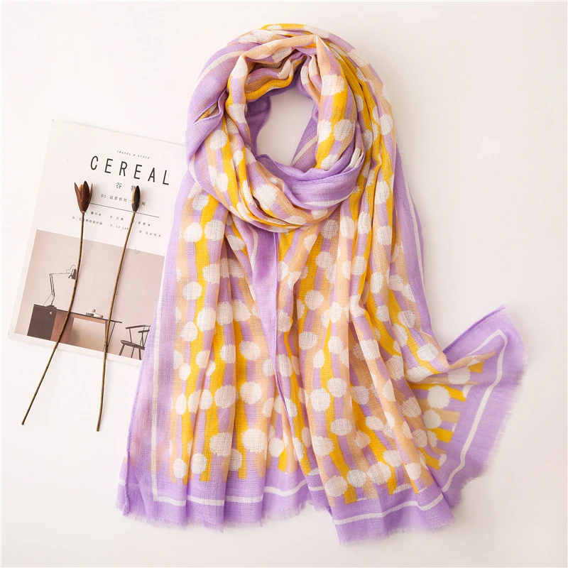 

Spring and summer new arrival casual trend beautiful light high quality fresh elegant scarf sunscreen beach thin vintage scarf