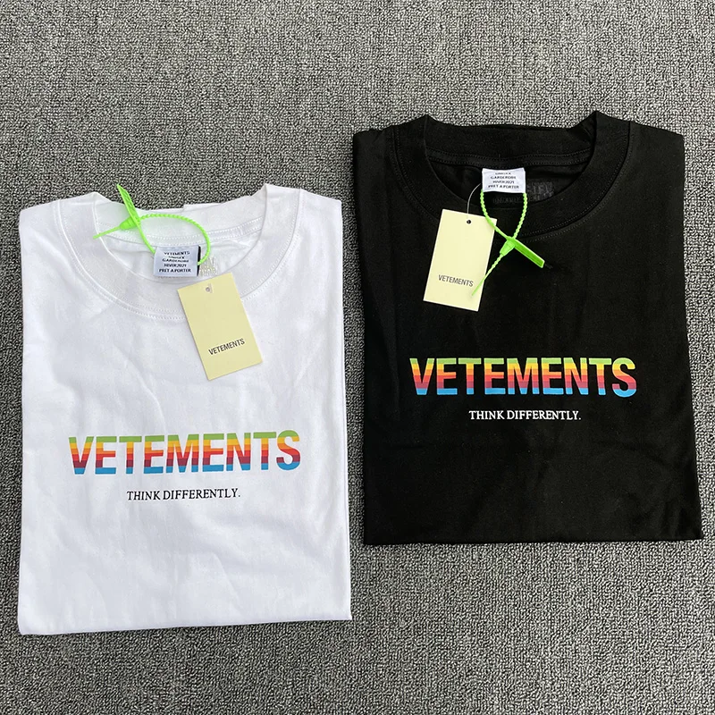 

2021 Rainbow Logo t-Shirt Vetements Men Women Summer Best Quality Letters Printing Vetements Embroidery Tee Tops
