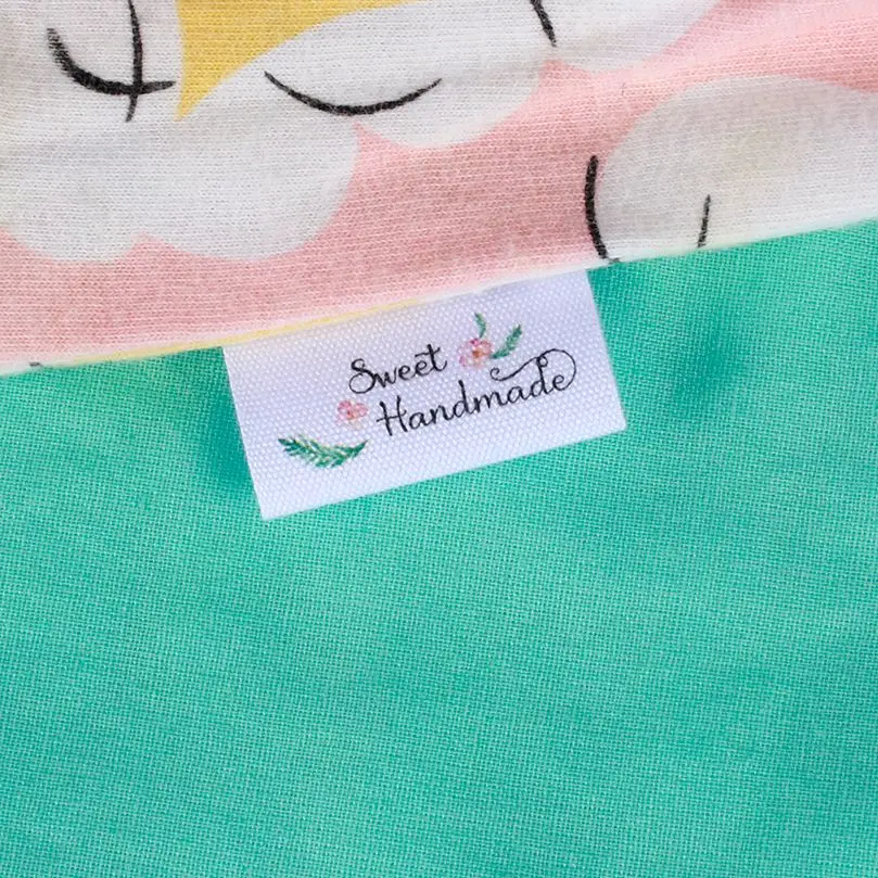 

Custom Sewing label, Logo or Text - fold Tags, Personalized Brand , Printing Labels, Free shipping, knitting labe (MD1066)