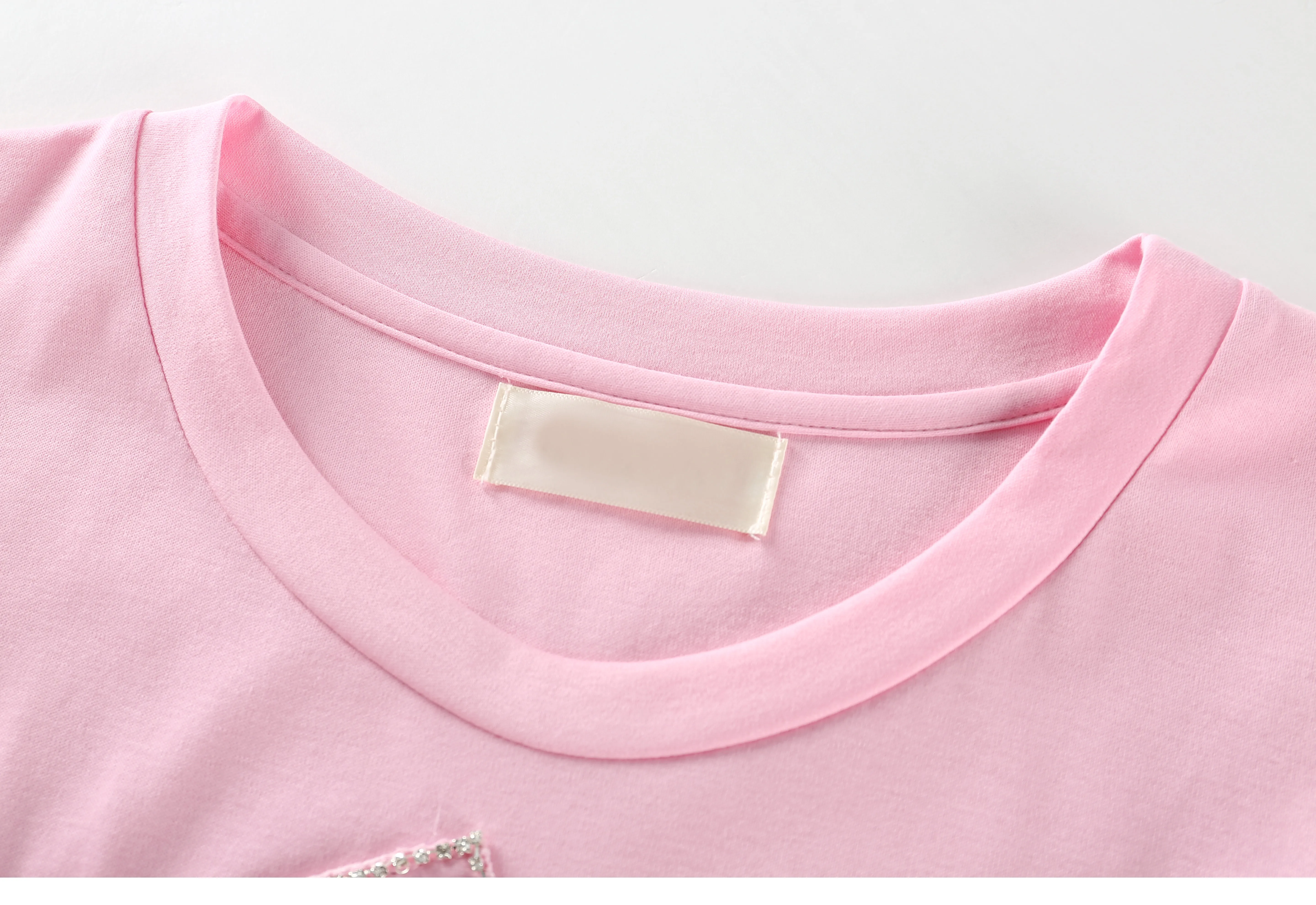 

2021 Summer New Beaded Diamond Chain Bow Pullover O Neck Short Sleeve T-shirt All Match Top