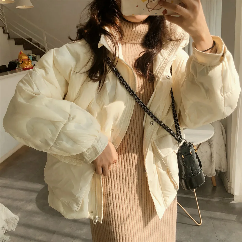 

Winter Lightweight Down Jacket Women Short Winter Coat 2020 New Korean Loose Fashion Outwear Duck Down Jacket NS2095