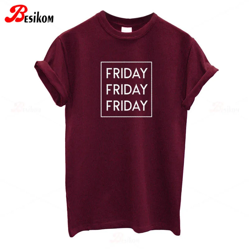 Женская футболка с буквенным принтом Besikom Friday белая однотонная большого размера