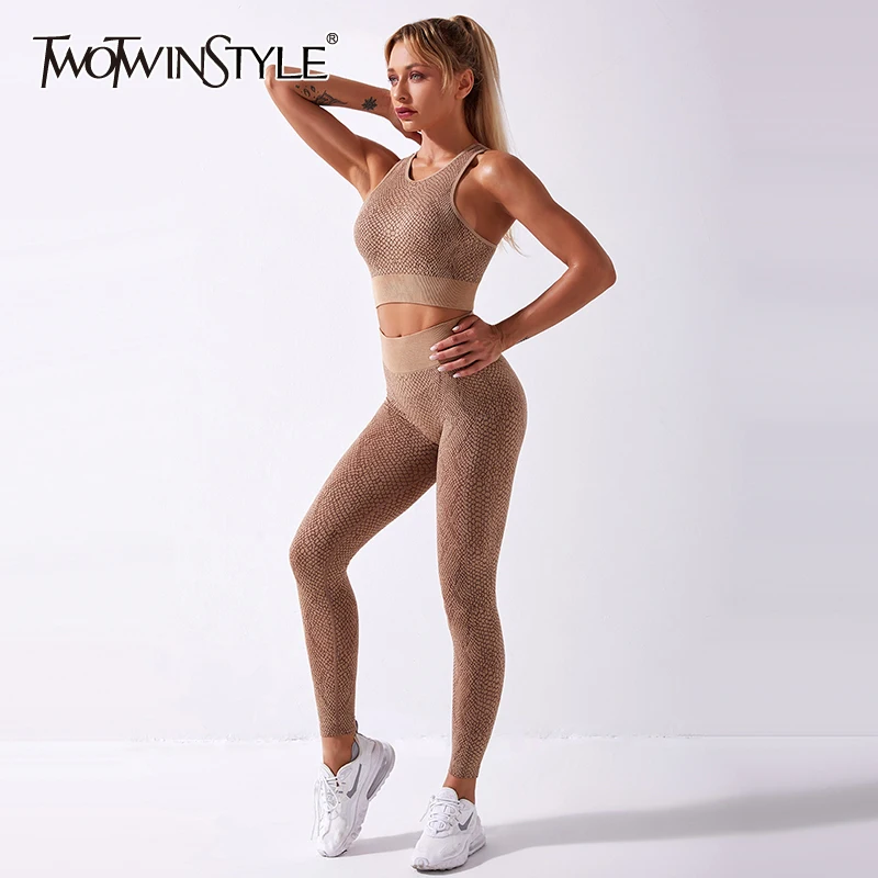 

TWOTWISNTYLE Print Serpentine Breathable Yoga Sets For Female Square Collar Vest High Waist Seamless Pants Women's Fitness Set