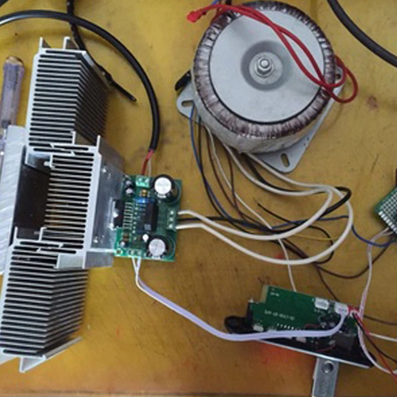 

TDA7293 Digital Audio Amplifier Mono Single Channel AMP Board AC 12V-32V 100W