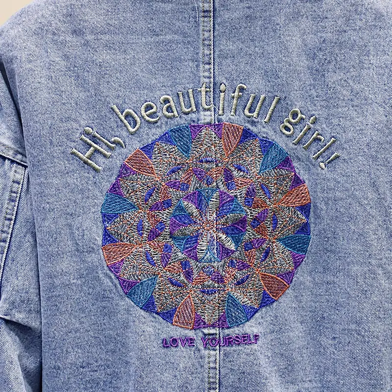 Женская джинсовая куртка свободного покроя короткая ковбойская с цветочной