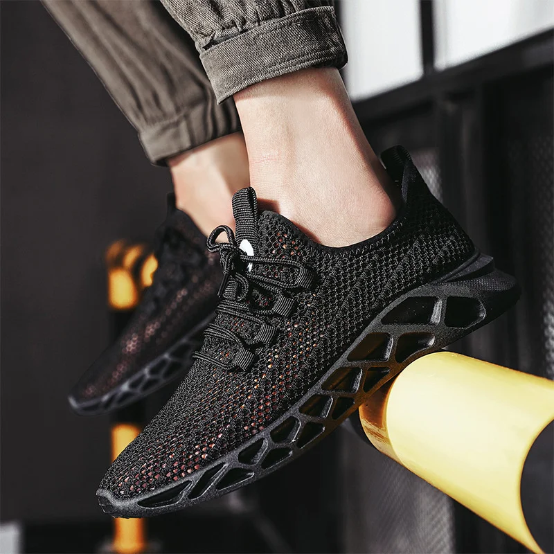 

Summer net shoes Korean fashion casual shoes new student board shoes sports shoes men's sports shoes 2022