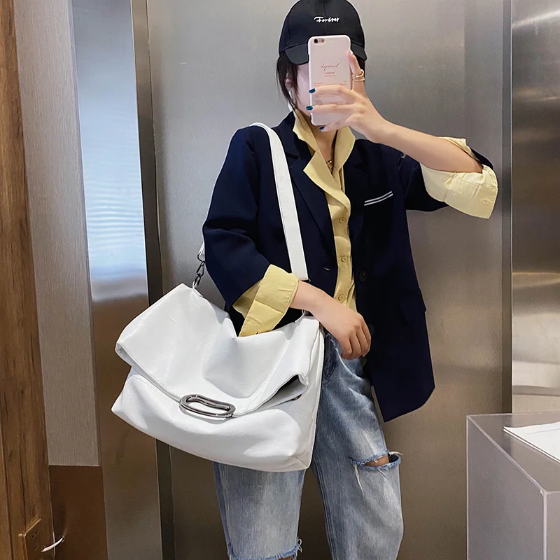 

OLSITTI Unusual Large Shoulder Bags For Women 2020 Soft Tote Bag New Joker Simple Handbag Shoulder Underarm Bag