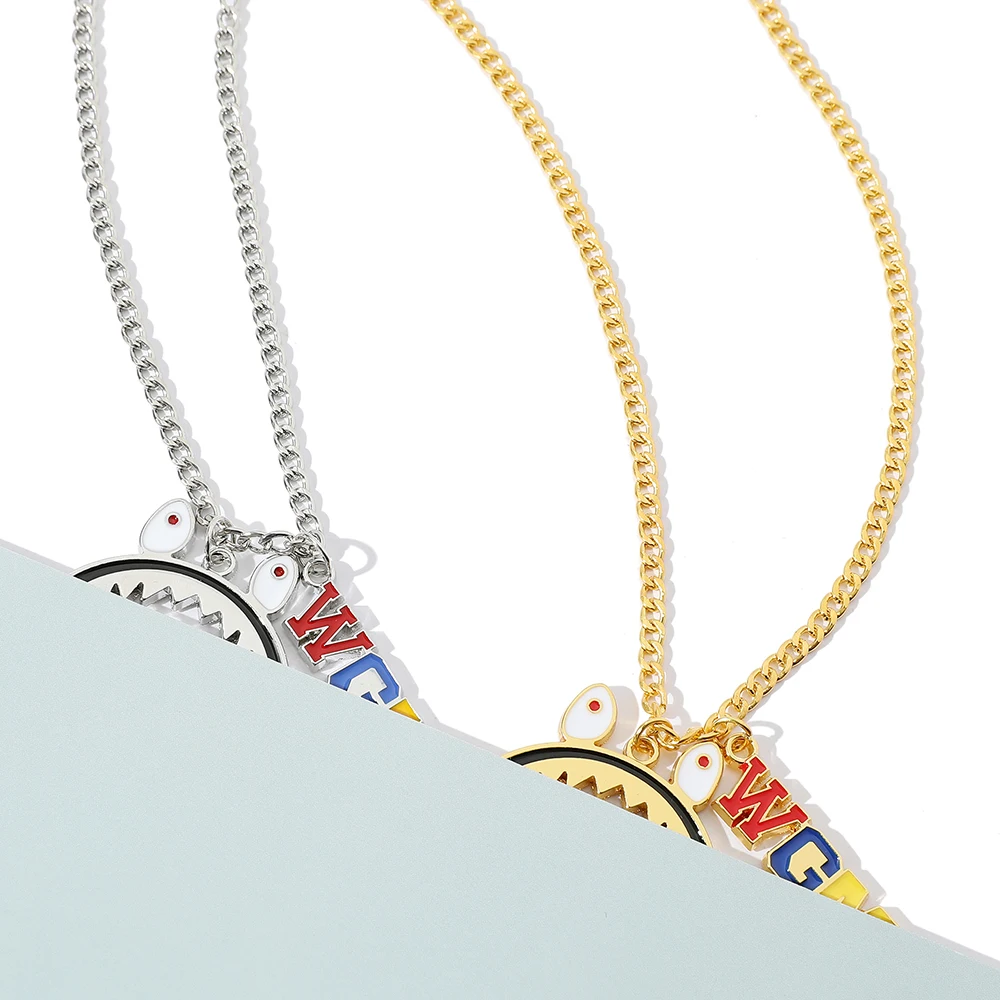 Цепочка с подвеской в виде надписи искусственная кожа |