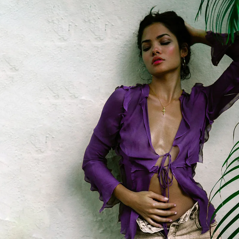 

2020 autumn and winter new women's lace cardigan long sleeve fashion bow sexy slim T-shirt women long sleeve solid color