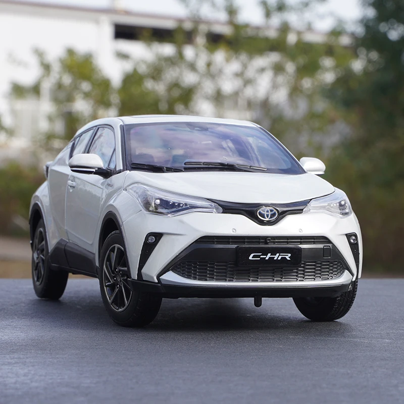 

Original facotry 1:18 GACTOYOTA C-HR CHR TOYOTA 2021 yellow/white diecast car model for gift, toy, collection