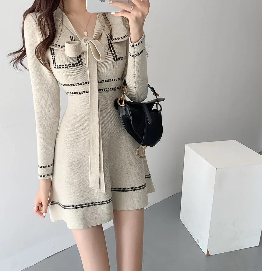 

Lace-up Bow Knitted Dress Women Long Sleeve A-line Slim Waist Spring Autumn Mini Dresses Contrast Color Patchwork Korean Chic