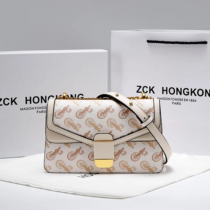 

2021 New Fashion High-quality Printed Genuine Leather Chain Armpit Bag Versatile Shoulder Messenger Small Square Bag Sac A Main