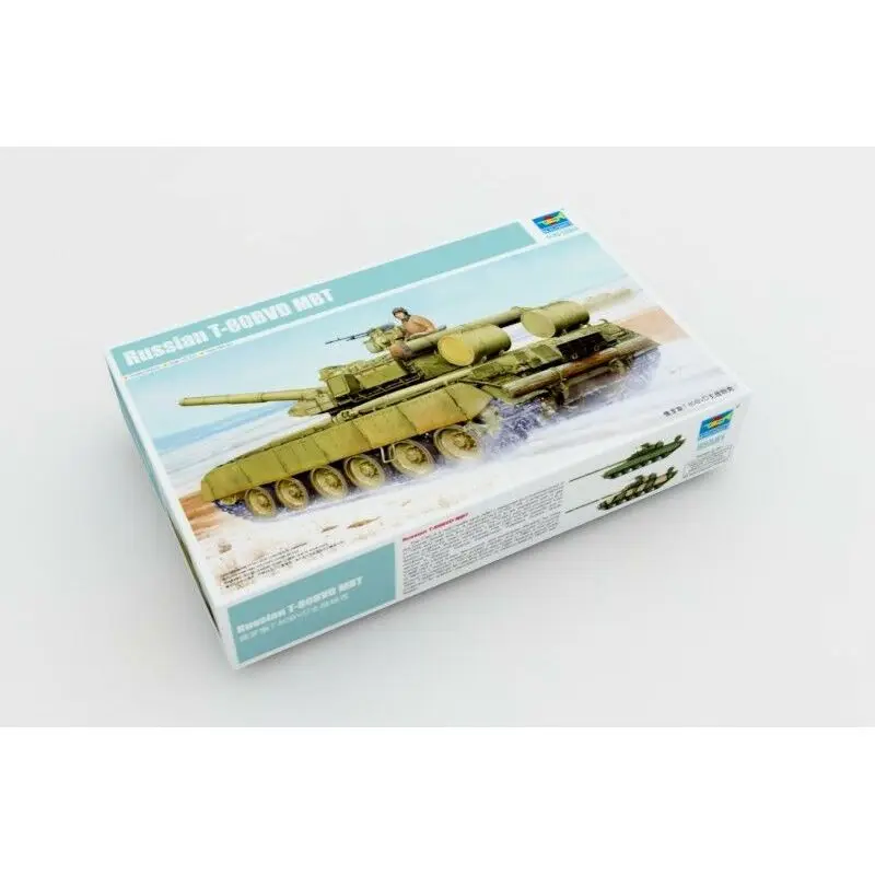 Trumpeter 05581 1/35 Российский основной боевой танк T-80BVD — набор масштабной модели