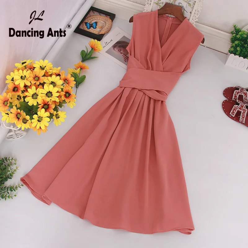 Женское ТРАПЕЦИЕВИДНОЕ платье без рукавов с V образным вырезом и высокой талией