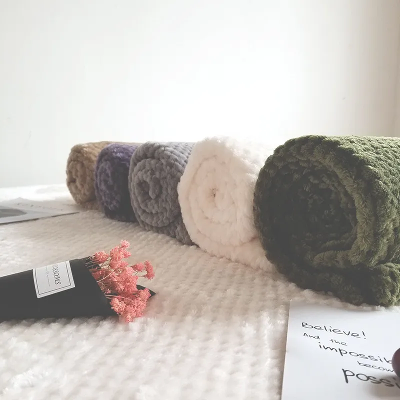 

Super Soft Warm Blanket Flannel Sofa Office Children Blanket Towel Travel Fleece Throw Portable Car Travel Cover Blanket
