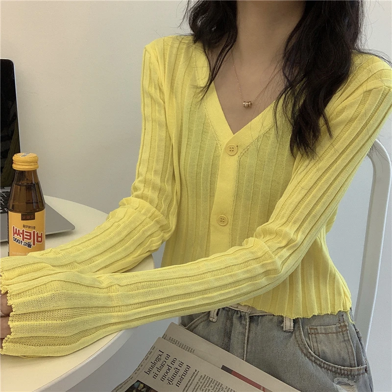 

Women's V-neck Thin Knitwear Summer New Ice Silk Sun Protection Cardigan Long Sleeves Outer Match Short Top with High-Waisted