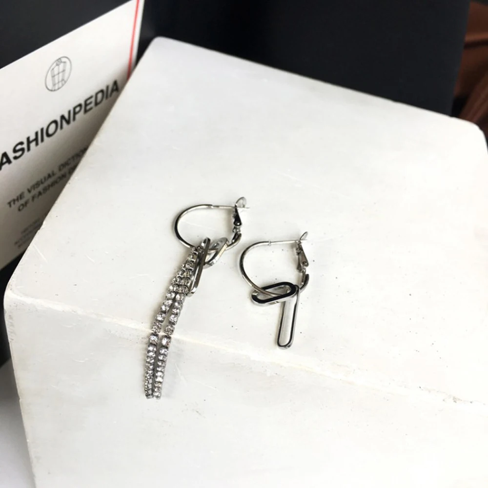 

Euramerican Style Earring Exaggerated Style Fashion And Personality Temperament Of Asymmetric Earrings Women Jewelry Gifts