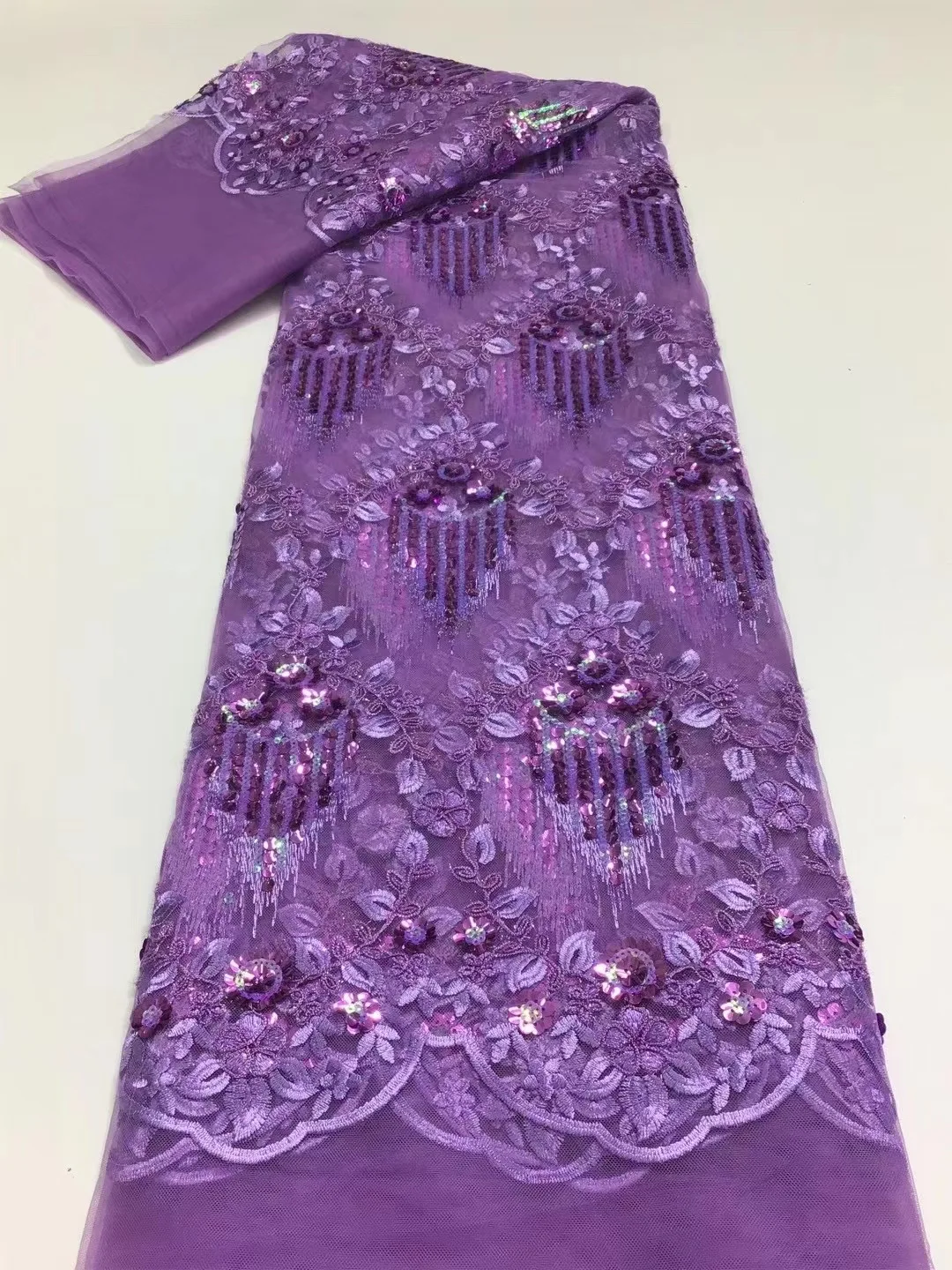 

High Quality African Lace Fabric Handmade 3D Eembroidery Tulle Lace African Lace Fabric French Nigerian for Wedding Dress