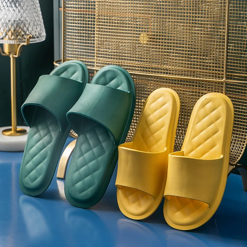 

2021 Unisex Slippers Women Summer Thick Bottom Indoor Home Couples Home Bathroom Non-slip Soft Ins Tide To Wear Cool Slippers