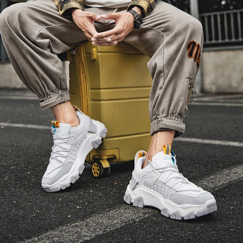 

ADBOOV Fashion Men Sneakers Chuny Sport Shoes Breathable Mesh Lace Up Men Shoes Footwear Plus Sizes 39-45