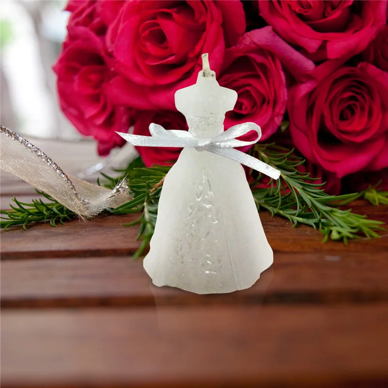 

Wedding Scented Candles Creative Crafts Home Decoration Ornaments Romantic Painted Bridal Dress Candle Anniversary Proposal Prop
