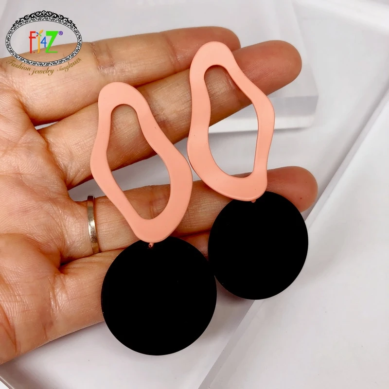 

F.J4Z 2020 Trend Geometric Earrings for Women Punk Oil Coating Circles Dangle Earring Ladies Ear Drops for Party Christmas Gifts