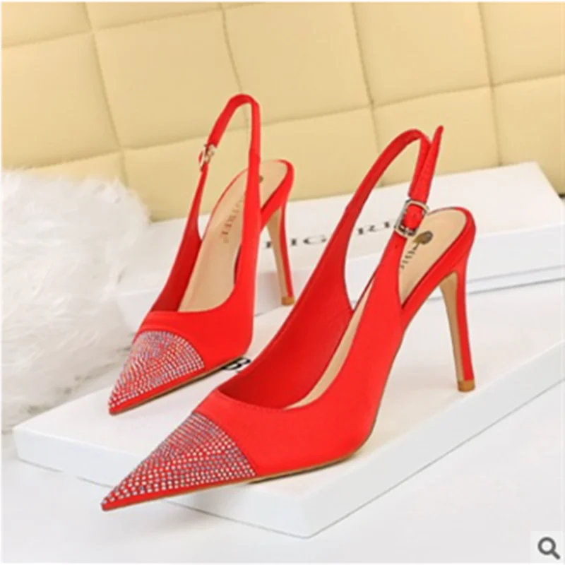 Женские модельные туфли на высоком каблуке шелковые босоножки с пряжкой