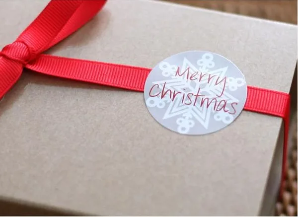 

1.4" round shape Merry Christmas white snow stickers for gift packaging lables wedding sticker label xmas decorative sticker