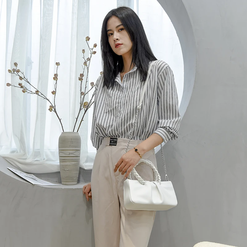 

Large Capacity Fashion Women Leather Handbags New Leisure brand Messenger bag PU Leather All-match Top-handle Shoulder Bag