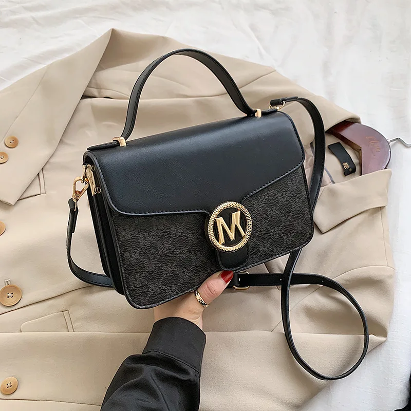 

2020 New Fashion Ladies Bag Letter Carrying One Shoulder Small Square Bag Casual Mini Slanted Bag mini bag
