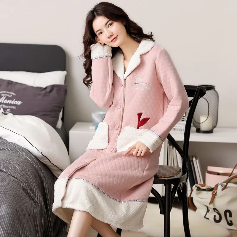 

Зимний новый стиль сэндвич пижамы утолщенной плотно Чистый хлопок простой женский ночной рубашке домашней одежды хлопковые пижамы для жен...