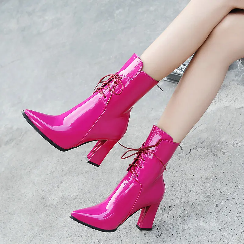 

2021 New Women Boots Leather Ankle Boots Fashion Lace Up Square High Heels Boots Autumn Winter Plus Size Shoes