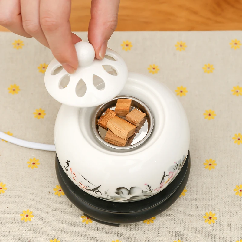 Электронная горелка для эфирного масла в классическом стиле блок из сандалового