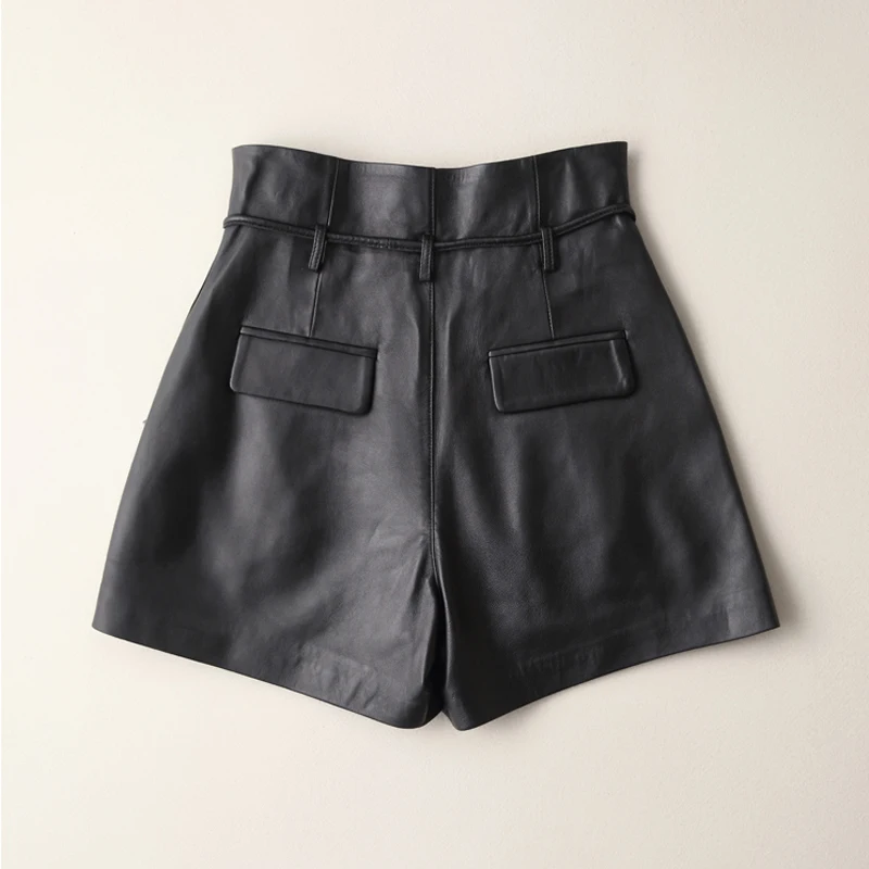 Wholesale Fashion 100% Real Genuine Leather Shorts New 2021 Full Winter Black Sheepskin Mid Waist Shorts Loose Women Size M-2XL