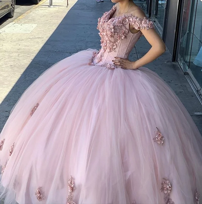 

Off the Shoulder Pink Quinceanera Dress Ball Gown 2021 Lace Appliques Flowers Beaded Long Formal Party prom Gowns