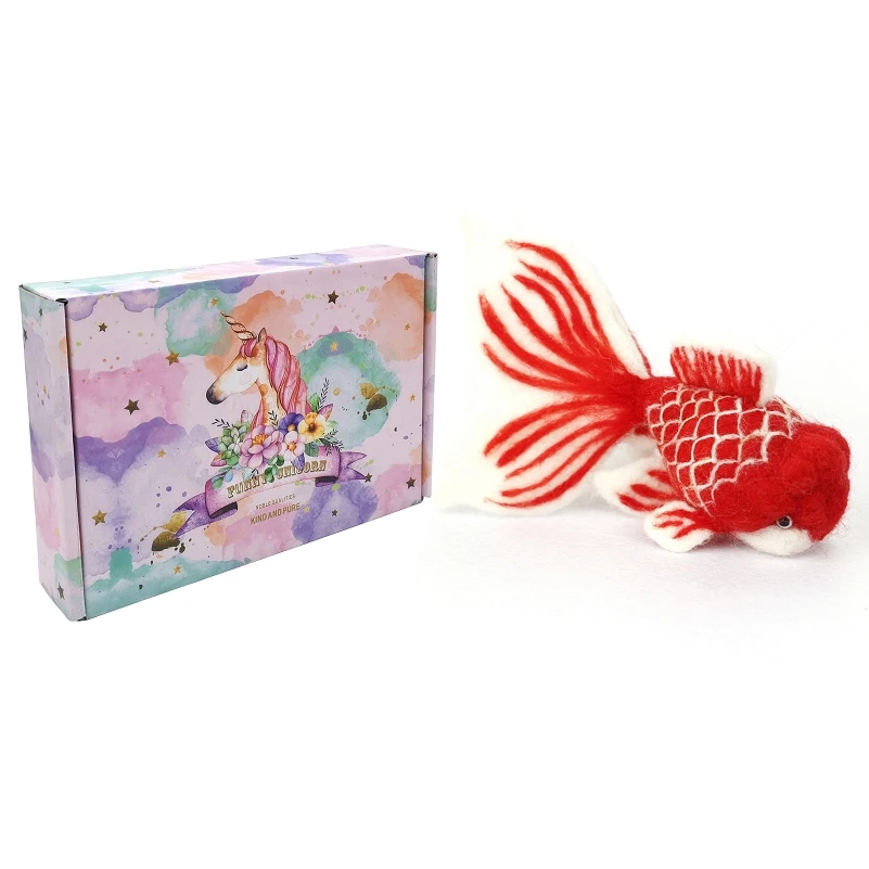 

Needle Felting Kit Goldfish for Beginners, Felting Needles, Finger Guards, Felting Mat, DIY Felting Craft Set with Gift Box