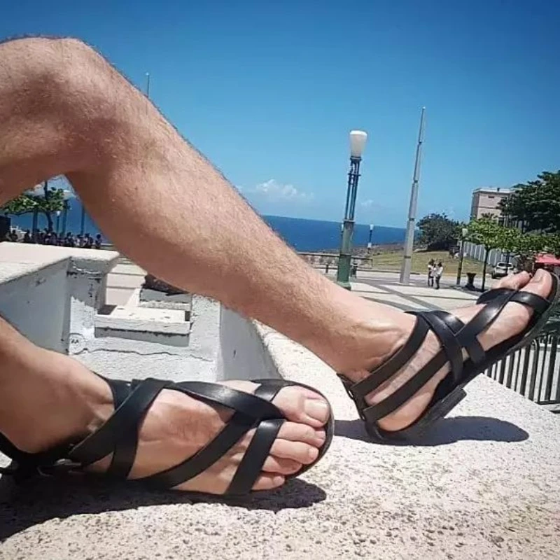 

2021 New Men's Fashion Versatile Flat Shoes Trend Roman Shoes Beach Shoes Soft Sole Comfortable Non Slip Flat Sandals KA358