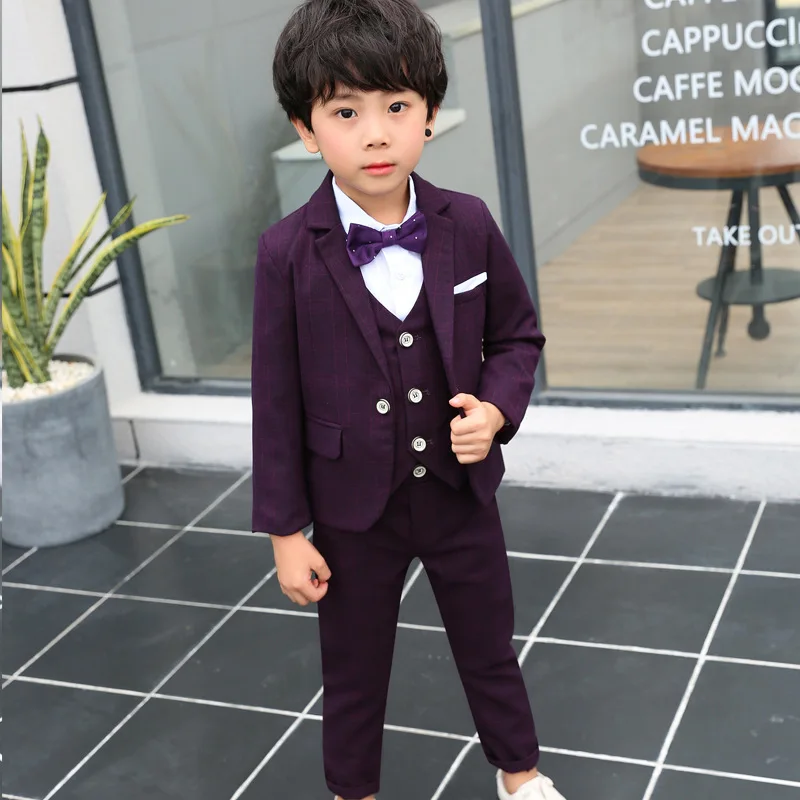 Детский костюм для мальчика из трех предметов: жилет + пиджак брюки платье на