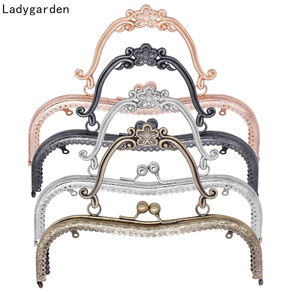 

4PCS Vintage Metal Purse Frame Plum Blossom Flower Elegant Women Clutch Bag Kiss Clasp Lock with Handle DIY Hardware Accessories