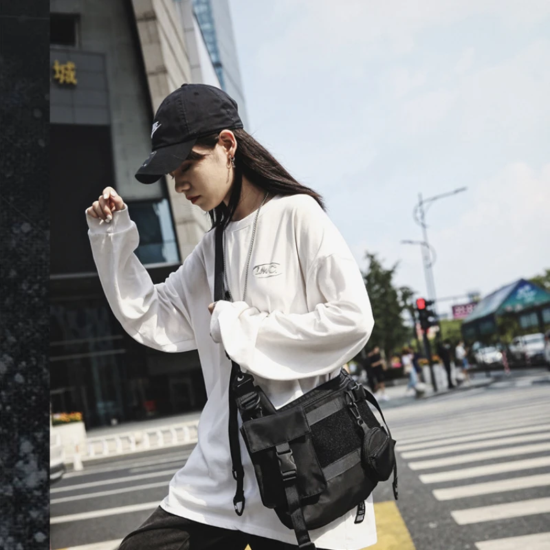 

New Street Fashion One-shoulder Messenger Bag Tide Brand Couple Models Functional Tooling Bag Oxford Cloth Backpack Men