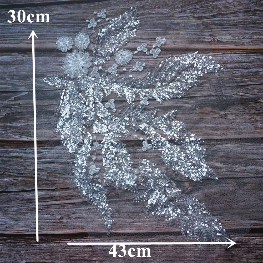 Белая блестящая кружевная ткань с блестками бусины в форме листьев вышитая