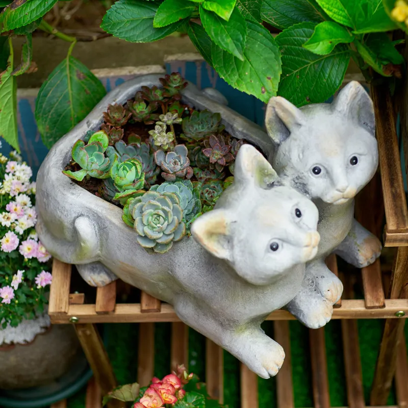 Цементный цветочный горшок в пасторальном стиле с изображением животных кошек