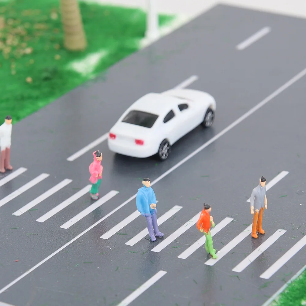 Миниатюрные окрашенные фигурки модель людей диорама 1:100-1:200 уличный пассажирский