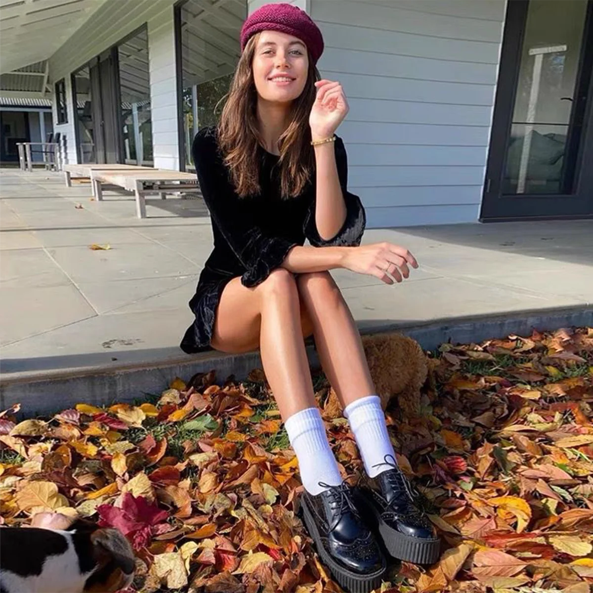 

Pirate Hippie Velvet Ruffle Mini Dress Black O-neck Half Sleeve Zipper Dress A-line Boho 2021 Autumn Party Vintage Vestidos Chic