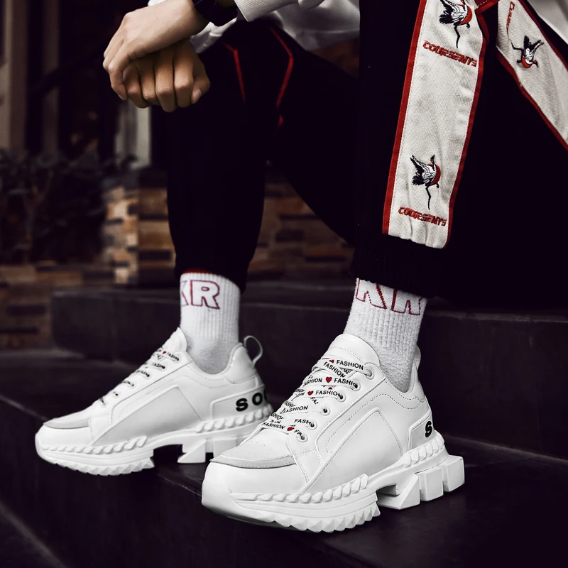 

Stylish Running Shoes for Men Outdoor Men's Jogging Shoes Thick Sole Male Sneakers Black Red Sports Man Fitness Non-slip Gym 44
