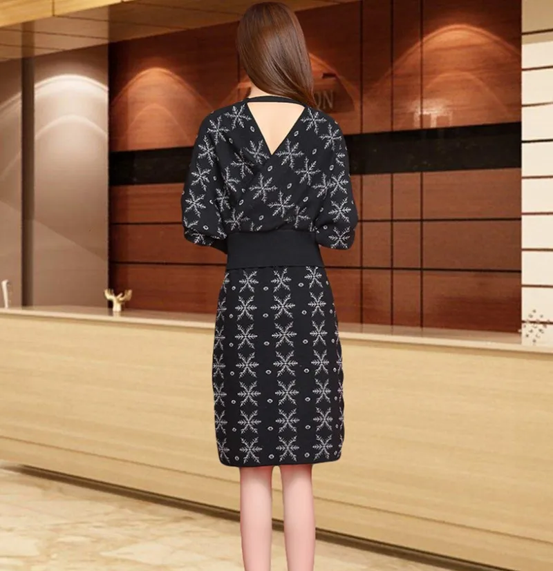 

2020 autumn winter Knitted Two Piece Sweater Skirt Sets Outfits Women Batwing Sleeve V-neck Jacquard Sweater+ Skirt Suits
