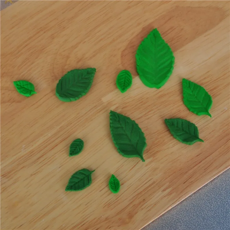 

Leaves Shaped 3D Reverse Molding Fondant Cake Silicone Mold Polymer Clay Molds Decoration Tools 98x63x7mm