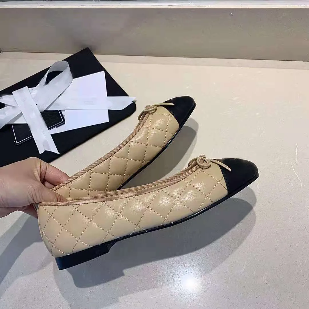 

Designer brand high quality leather ladies ballet shoes trendy and fashionable size 34-42