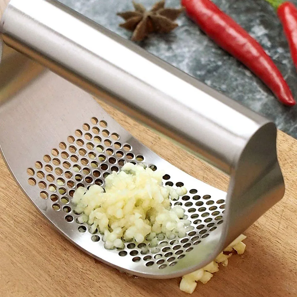 

Silicone Roller Peeler and Cleaning Brush Garlic Press Rocker Stainless Steel Garlic Squeezer Tool Set