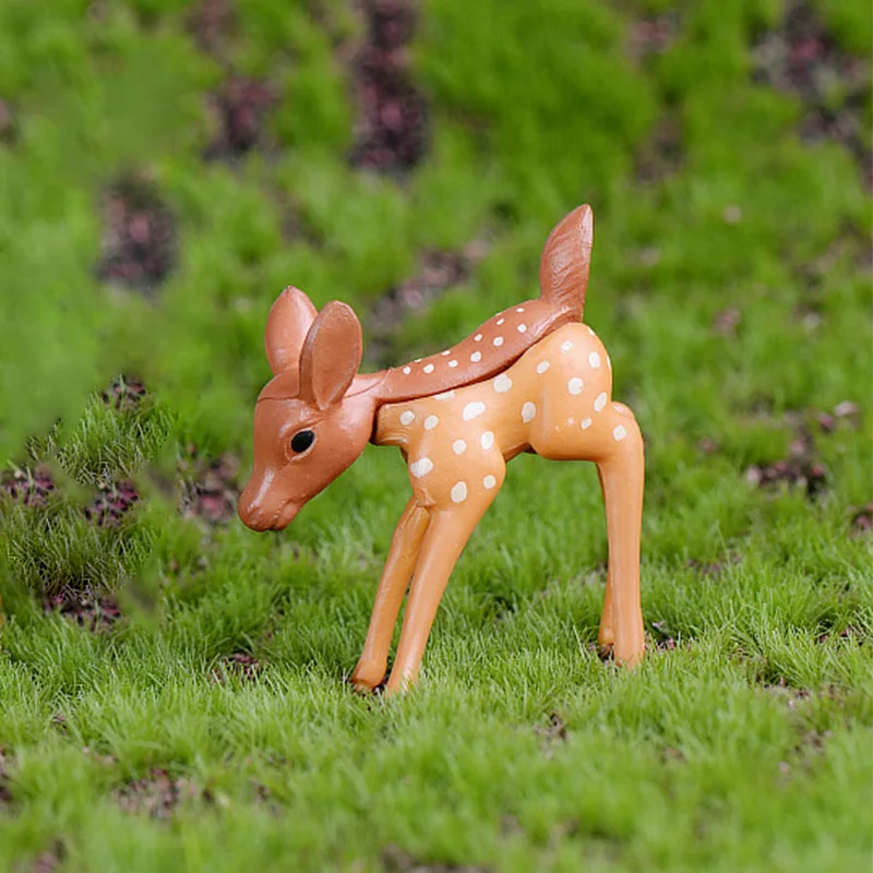 

New Simulation Mini Sika Deer Giraffe Fairy Garden Miniatures Gnomes Moss Terrariums Resin Crafts Figurines Home Decoration